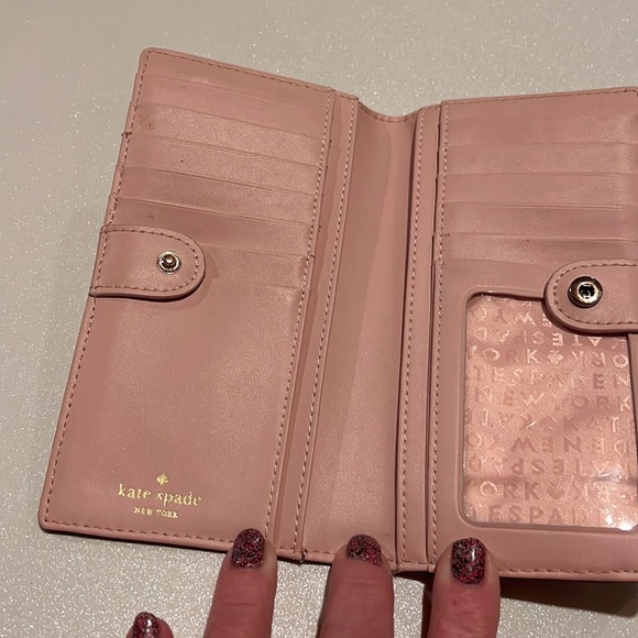 New Kate Spade Spencer Bifold Wallet - light pink with Bow. Barbie pink! - Picture 4 of 8